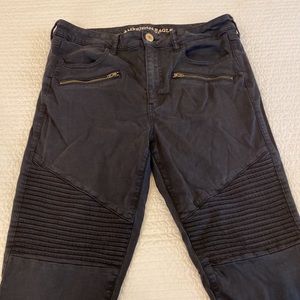 Women’s American Eagle Moto Super Super Stretch X Jeggings, size 12